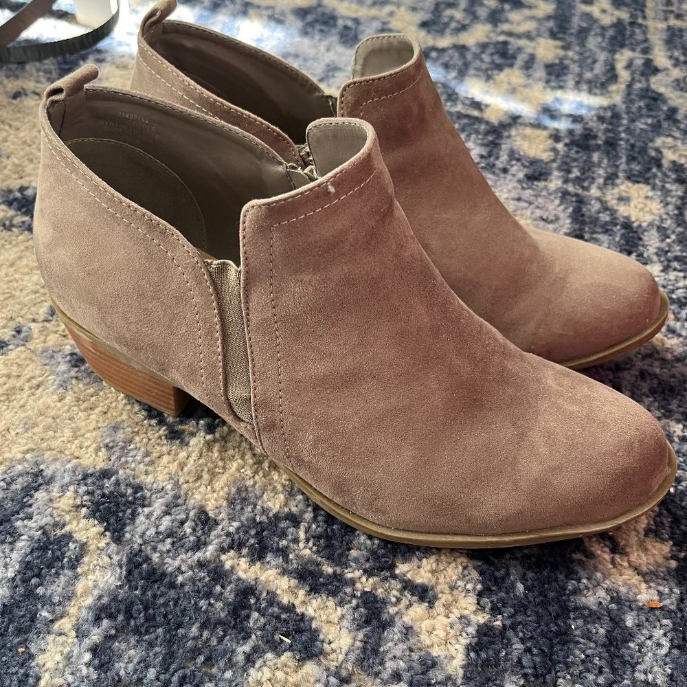 Torrid 10.5 W Beige Boots